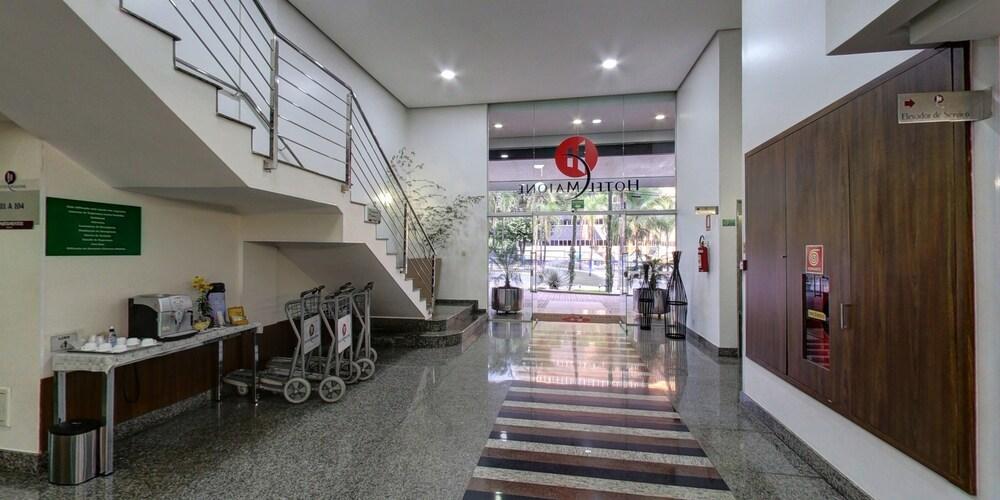 Hotel Maione Гояния Екстериор снимка