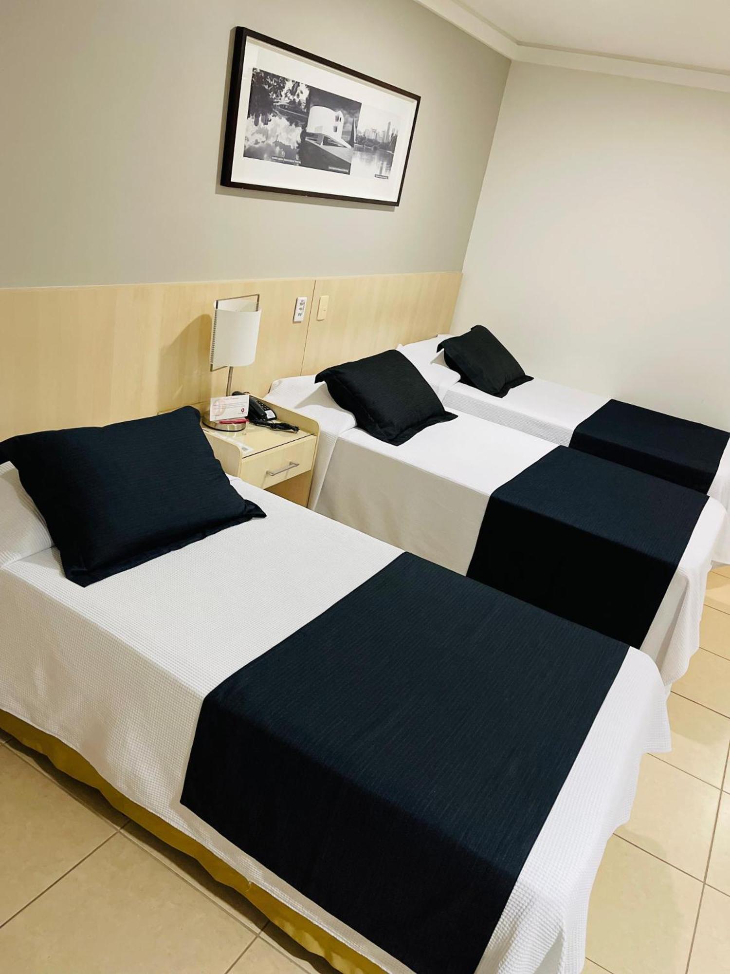 Hotel Maione Гояния Екстериор снимка