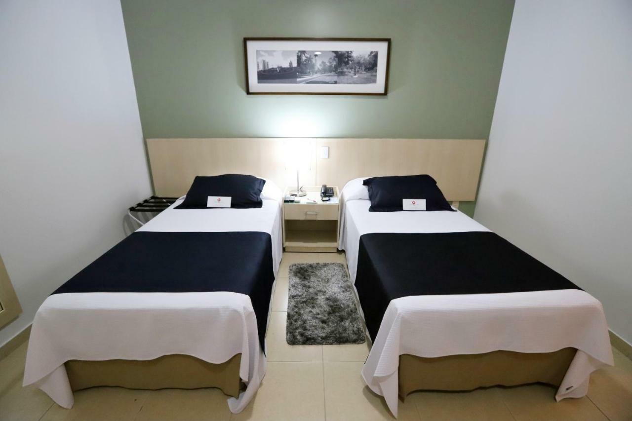 Hotel Maione Гояния Екстериор снимка