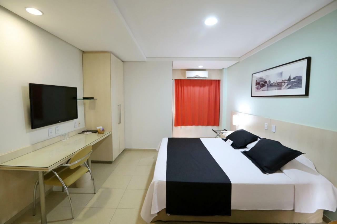 Hotel Maione Гояния Екстериор снимка