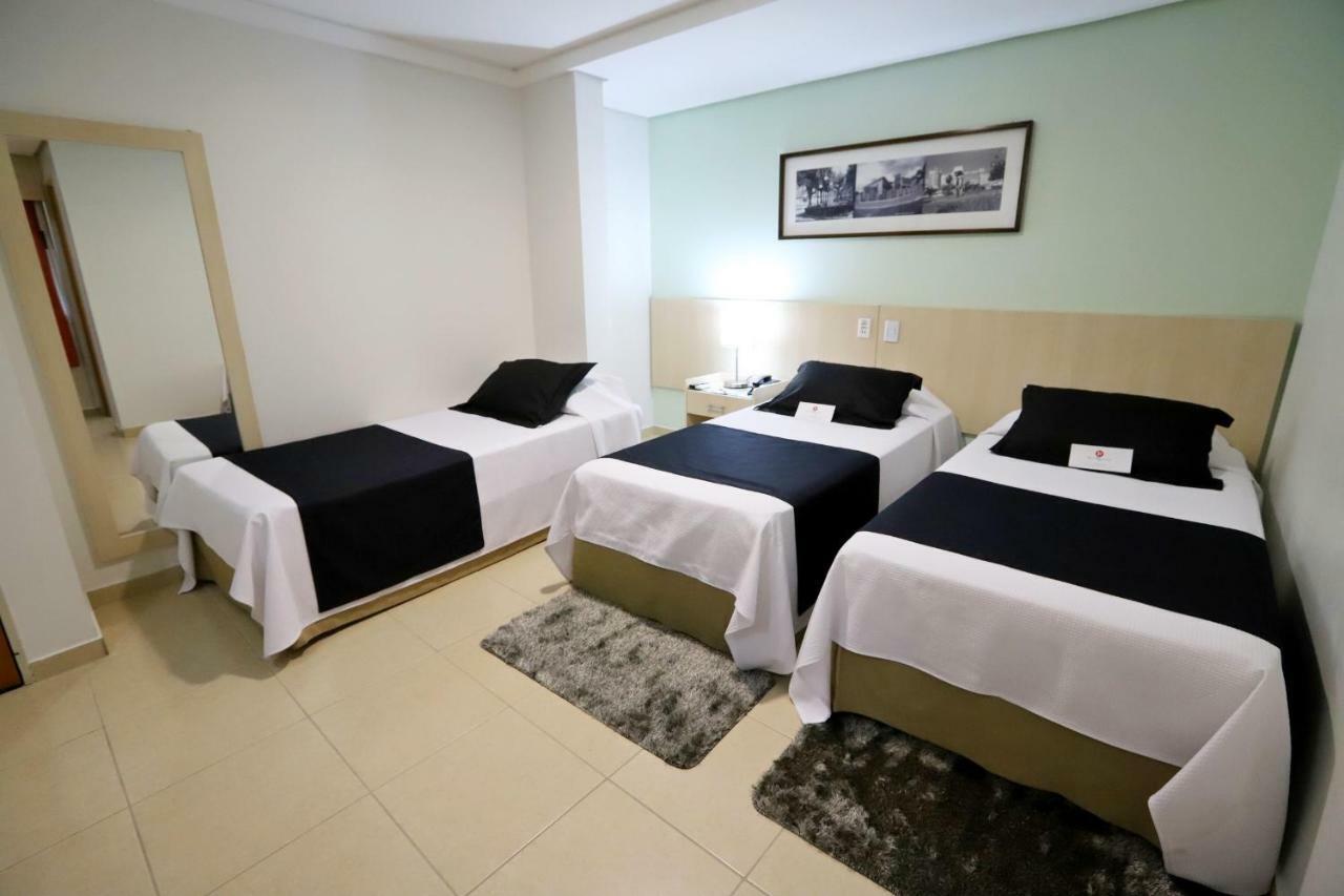 Hotel Maione Гояния Екстериор снимка