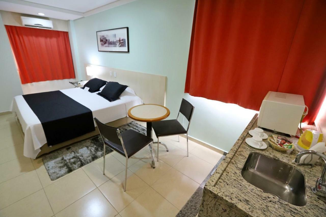 Hotel Maione Гояния Екстериор снимка