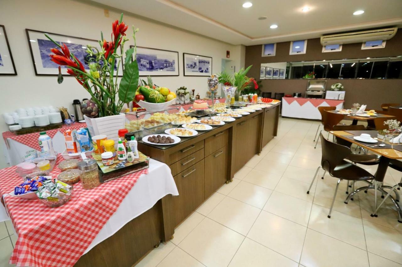 Hotel Maione Гояния Екстериор снимка